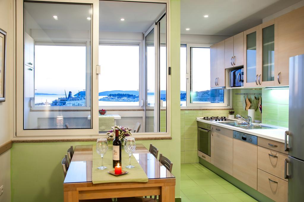 Apartment Amazing View สปลิท ภายนอก รูปภาพ